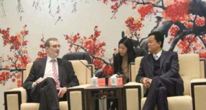 交替?zhèn)髯g,上海翻譯公司